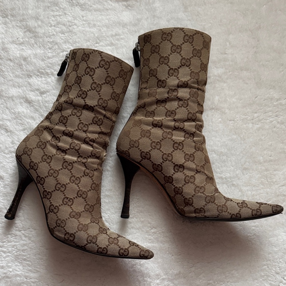 Vintage Gucci Monogram Tan Heeled Boots Size 6.5 - Picture 2 of 13